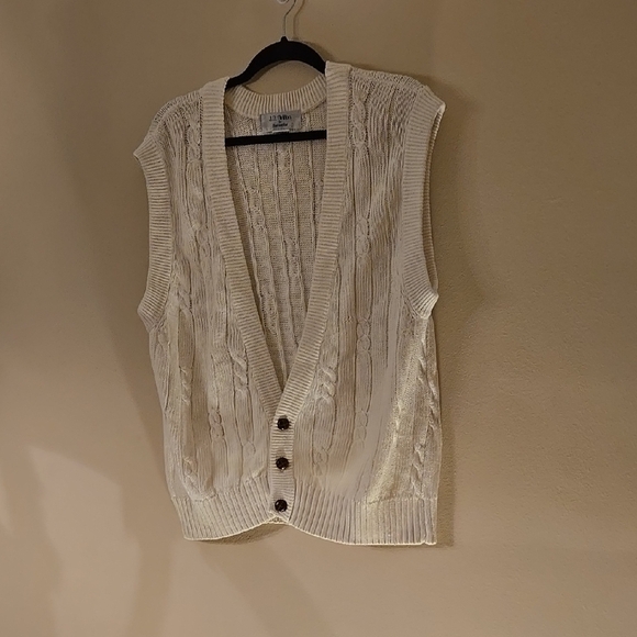 JB Britton Sweaters - Vintage Classic Cream Cable Knit Cardigan